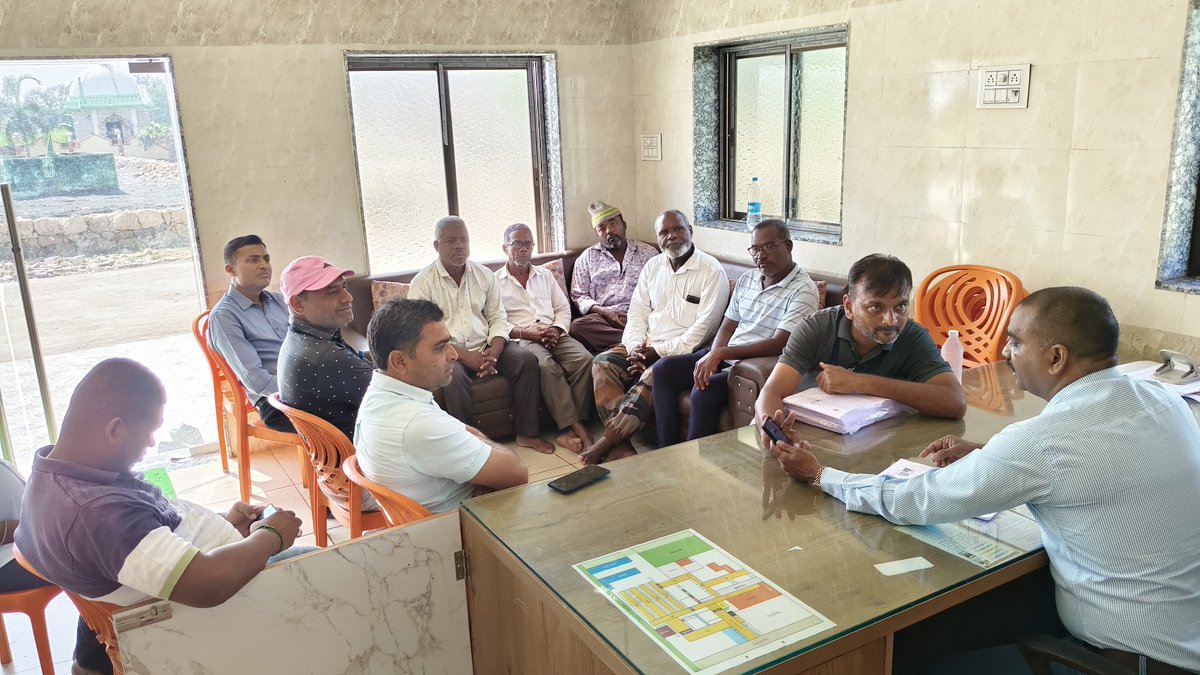 collectorgirsom's tweet image. મતદારયાદી સુધારણા કાર્યક્રમ(SIR) અંતર્ગત Nodal Officer ધ્વારા તાલાલા તાલુકાનાં જાંબુર અને ચિત્રાવડ ખાતે Tribal Electors માટે જાગૃતતા કેમ્પનુ આયોજન કરવામાં આવેલ,જેમા SIR વિશે અને  SIR ગણતરી ફોર્મ ભરવા માટે જરૂરી માર્ગદર્શન આપવામાં આવ્યું.
@CEOGujarat @ECISVEEP @InfoGirsomnath