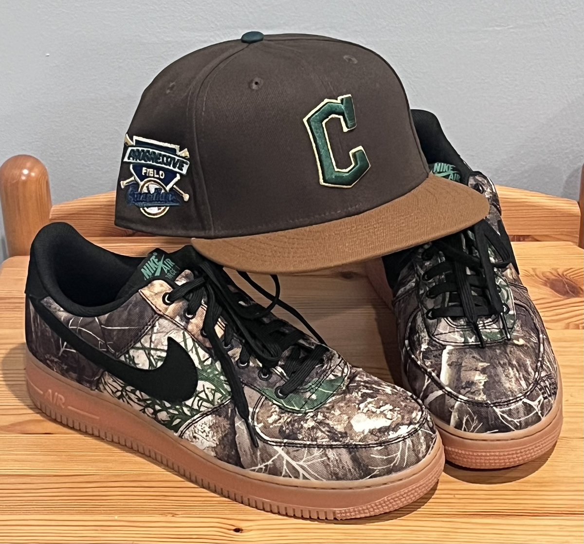 ChiefWahoo22's tweet image. Hunting Season
🦃🦌

#PINdejos @Cmd_Guap1 @ElShaungo_ @Catoishere @creamm1987 @DyeMasterDiscs @Uli_GEE @Slimdog @DirtDawg80 @FadedCollects @Oh__Cleveland @darkebloc @G_Conley @bwg_2085 @offthablocD4L @TheBrownieElf1 @CleRodB2 @Old_Dirty_Mike @SneakerAdmirals @chrisbish24