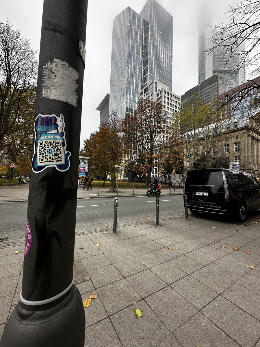 Cloudy $SNEK 

<a href="/StickASnek/">Stick-A-Snek</a> <a href="/snek/">Snek 🐍</a>