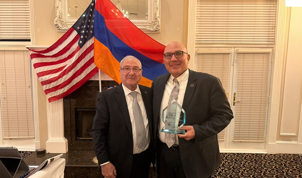 American U Armenia tweet media