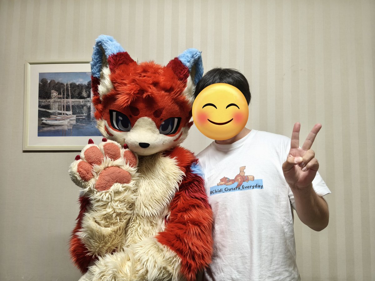 昨晩は部屋にみんな遊びに来てくれてありがとうございました！
最高の思い出になったよ
#Kemocon18