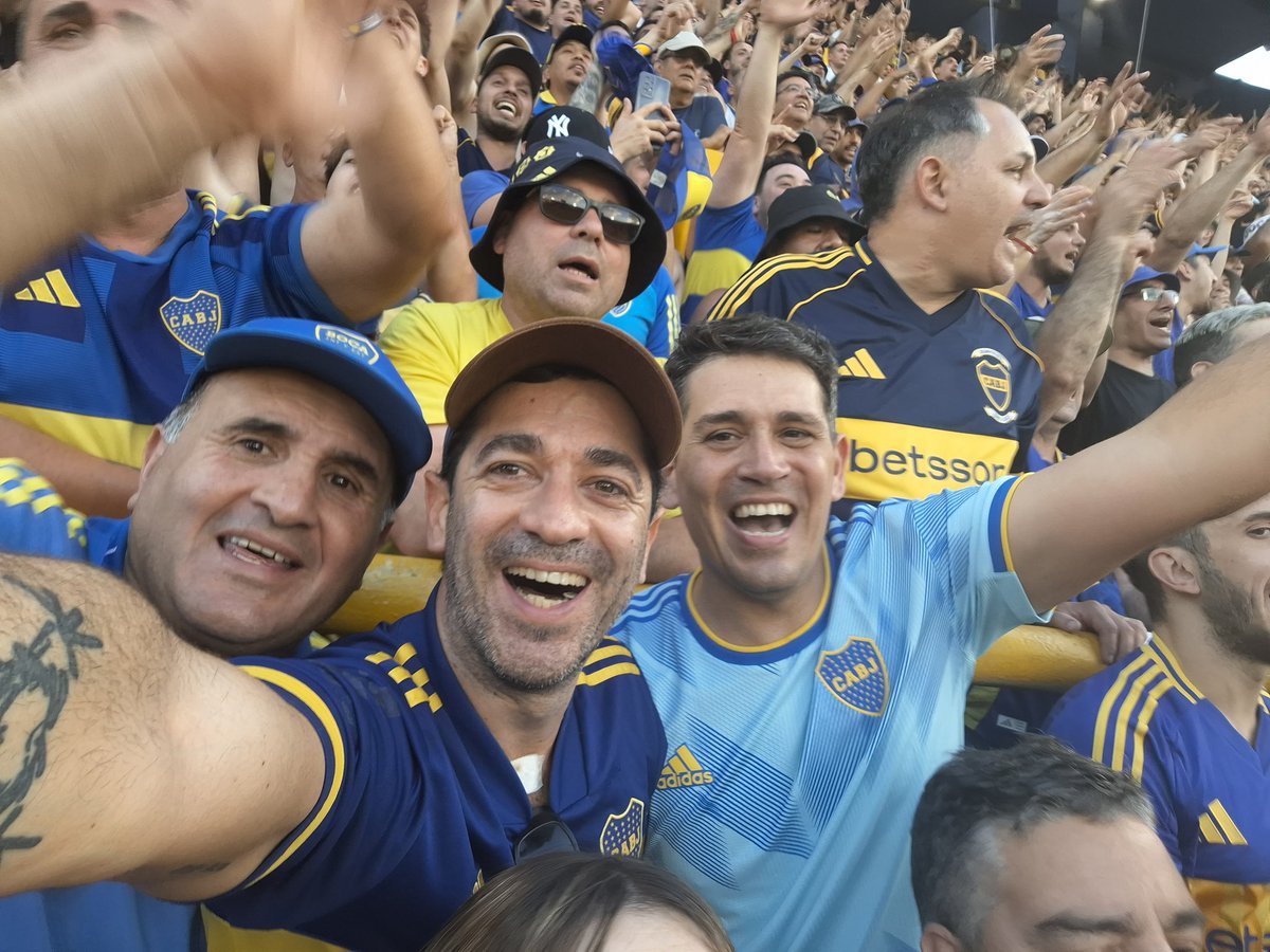 Activando el humor del lunes!
Buena semana a todo el país!!
💙💛