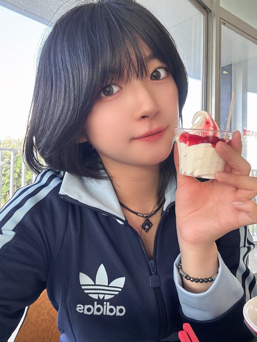 スガキヤ最高🍜🥤 スガキヤの味噌煮込み超美味しいので食べて欲しい