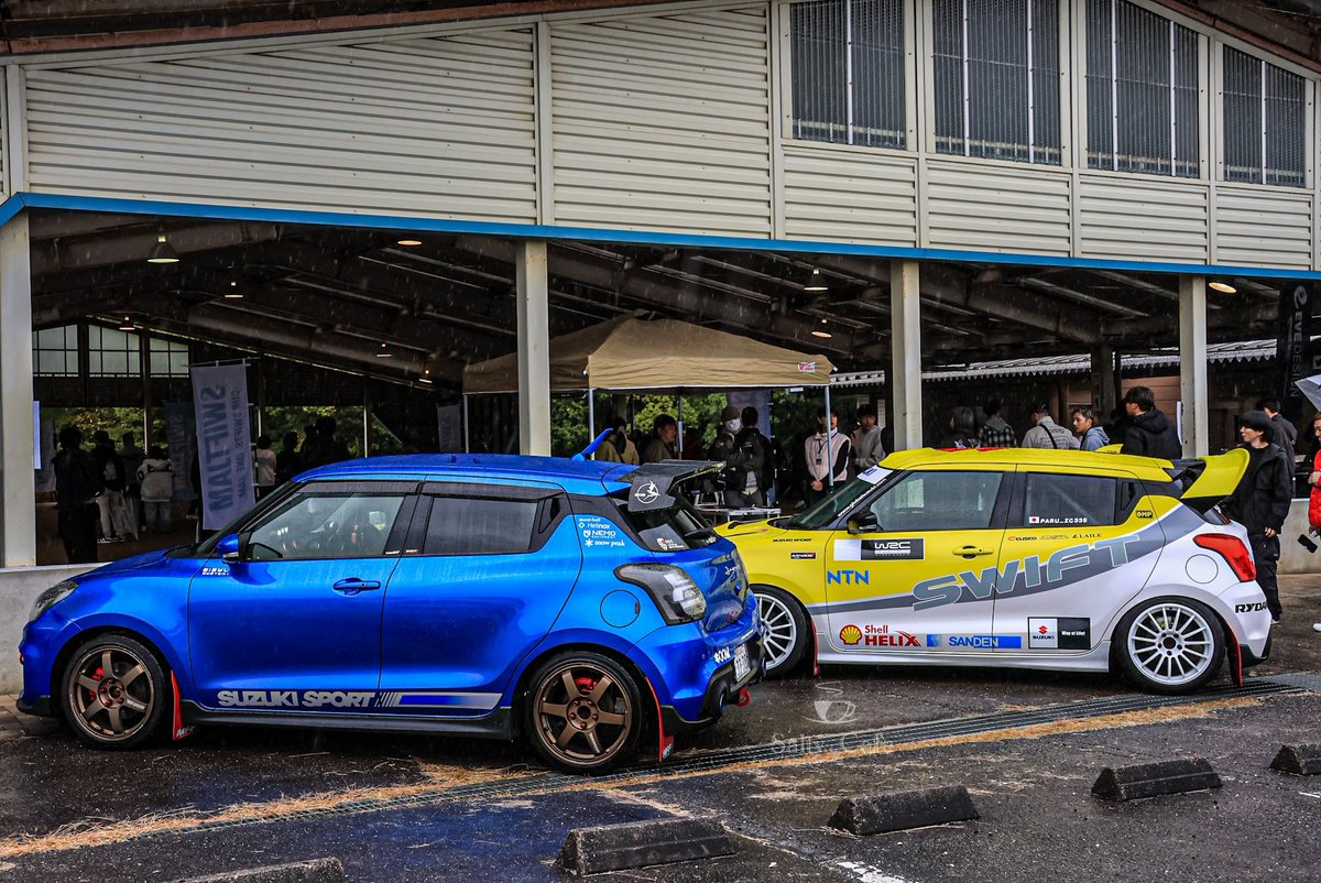 Salty_Cafe's tweet image. 昨日のSWIFTJAM。
喋り散らかしてさっぱり撮ってないと言ったが、実際お見せできるのはこの写真ぐらいと言うとその散らかし具合が分かるというモノであろう。
途中下の駐車場に行き、散々喋って戻ってきた頃にはジャンケン大会が始まってたにも関わらず参加もせずに喋ってた🤣🤣🤣