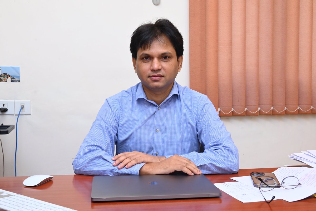 👏Congratulations to Prof Amit Awasthi <a href="/awa_amit/">Amit Awasthi</a> for receiving the award from Sun Pharma Science Foundation in Medical Sciences-Basic research category!
This award is in recognition of his impactful contributions to Immunology Research. 
<a href="/DBTIndia/">Department of Biotechnology</a> <a href="/BricDbt/">BRIC DBT</a> <a href="/rajesh_gokhale/">Rajesh Gokhale</a>