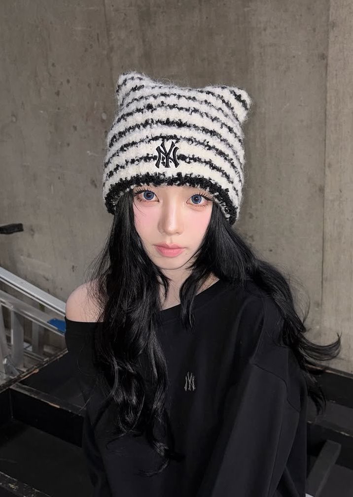 hourly karina (@hourlykrn) on Twitter photo 