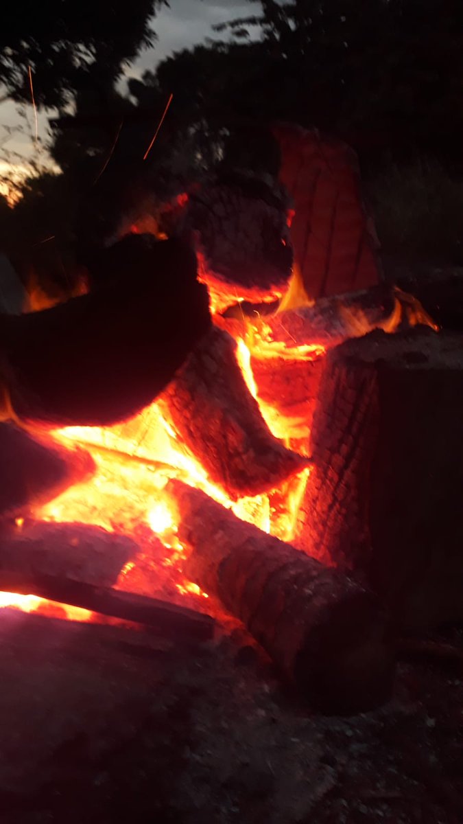 "TRADICIÓN no es el recuerdo melancólico del pasado, sino un proceso permanente, que no termina nunca", "TRADICIÓN es rescatar, es resaltar y transmitir la cultura de un pueblo"  (PIO XII). 
¡Gracias a todos los que mantienen viva la llama!