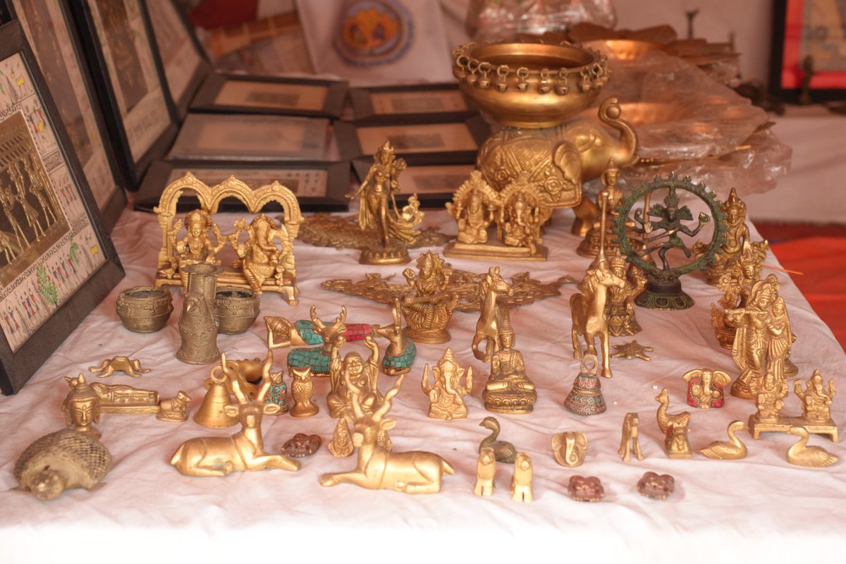 nskfdc's tweet photo. Visitors explored a wide range of traditional and handcrafted products at #shilpsamagammela, #dillihaatina — celebrating the creativity and craftsmanship of artisans from across India.
@MSJEGOI @pib_MoSJE @nbcfdc @NSFDC_MOSJE https://t.co/eADNa8U3TQ
