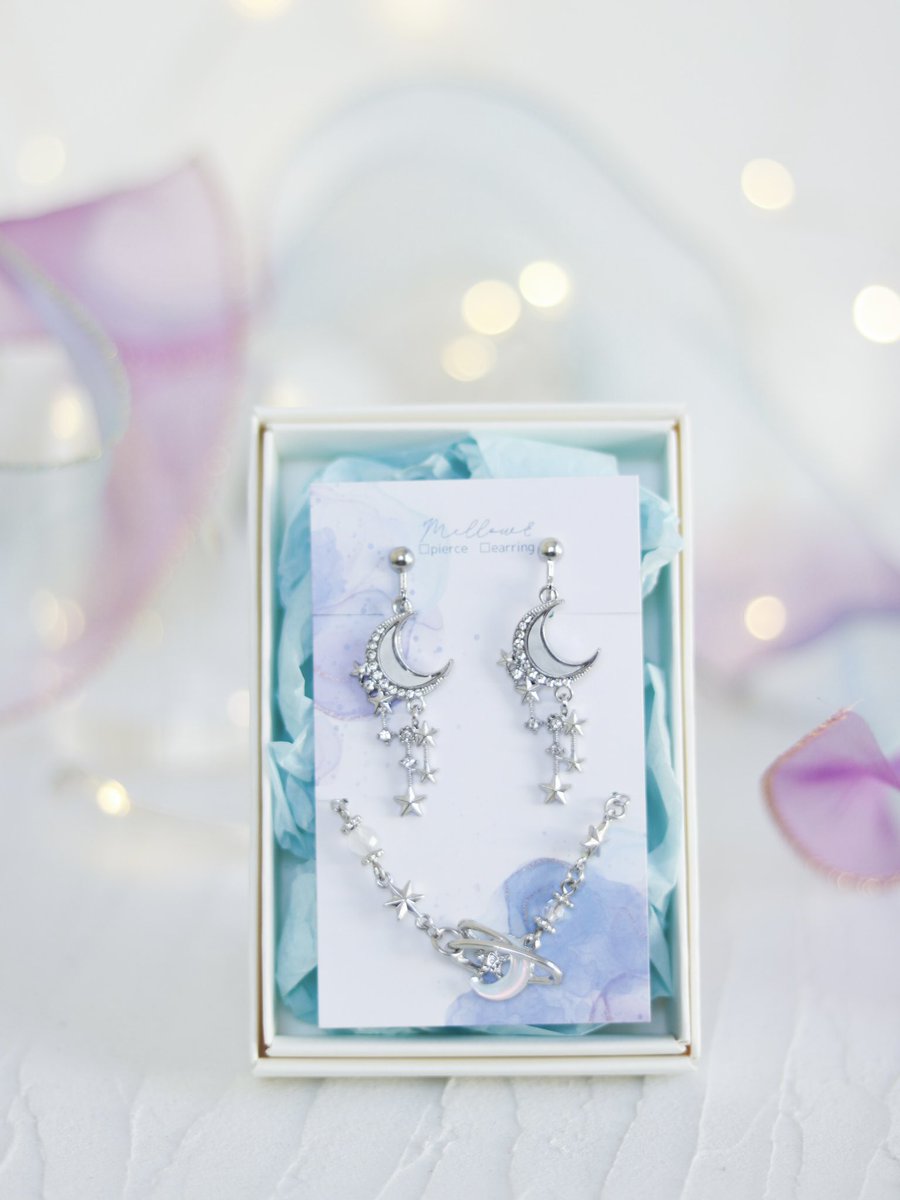 デザフェスには出られないけど、
作品見て欲しいな