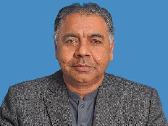 ایک اور غداری 

تحریک انصاف کی حمایت سے سندھ سے منتخب سینیٹر سیف اللہ ابڑو نے 27ویں ترمیم کو ووٹ دے دیا