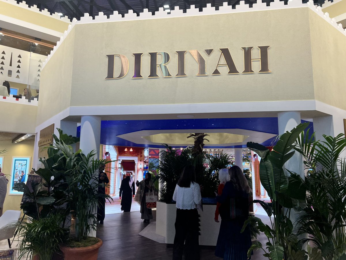 CARAVEL Magazine tweet media