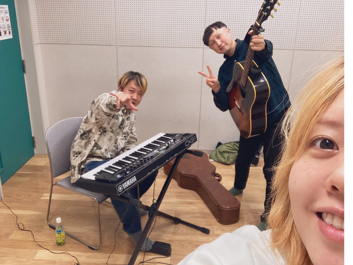 明日は1番最初から来てね！
つまり、そういうこと〜〜！？
お楽しみに！！
ご予約はDMにて受付中🌛