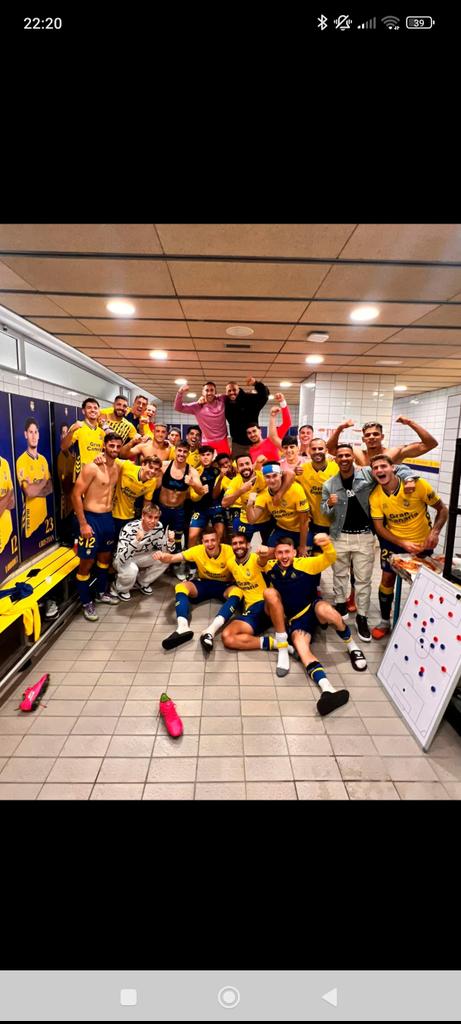 LuisLordan's tweet photo. 💙UDLP💛-🤍 REAL RACING DE SANTANDER💚

"Victoria brillante y determinante (3-1) ante el líder para afianzar la solidez en el Gran Canaria"

Para seguir leyendo con seguridad y gratuitamente, puedes pinchar en el enlace de mi blog:

https://t.co/1IJcVOs7H9

Muchas gracias 💙✌️💛 https://t.co/8fhAlA7VTa