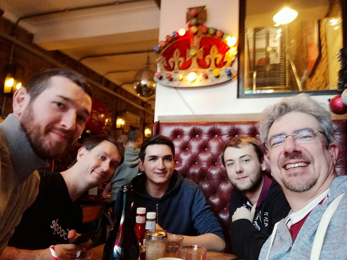 ThomasBurkhartB's tweet image. Some #Flutterdev memories from London 2018 😂