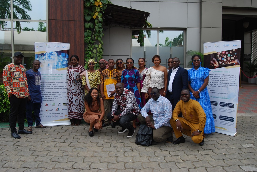 ablogui's tweet image. Les 6-7 nov 2025 à Cotonou, @cireass a représenté l’#ABLOGUI à l’atelier sur le Statut du Blogueur et la création de la FOBAF. La 🇬🇳 décroche la responsabilité de la Communication au sein du CA — une reconnaissance du rôle clé de l’ABLOGUI dans le blogging francophone.🌍
#kibaro