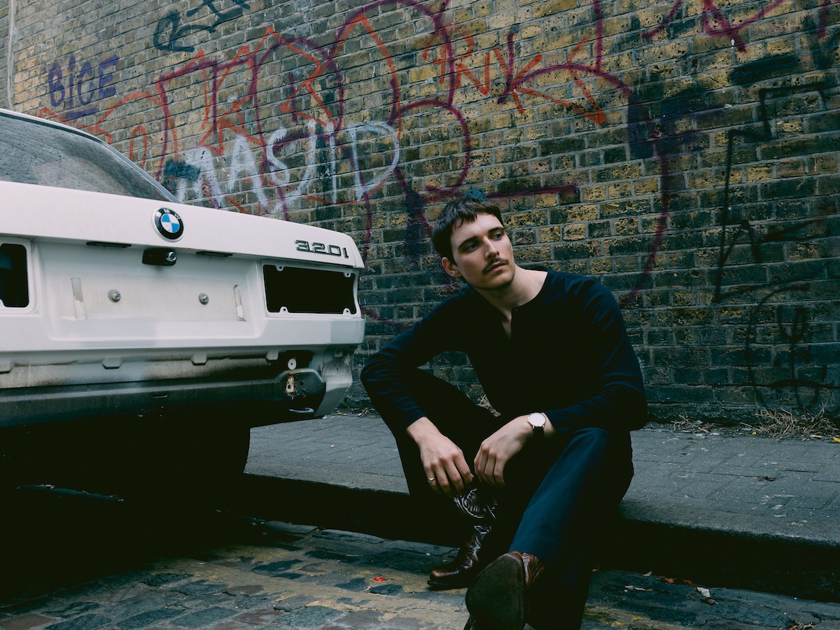 ClashMagazine's tweet photo. .@domquincey opens a new era with rousing single 'It's Not The End...' - emotive indie songwriting with a touch of 90s sheen to the production...

https://t.co/XcqdXxs7tp https://t.co/zDFxYCXb15