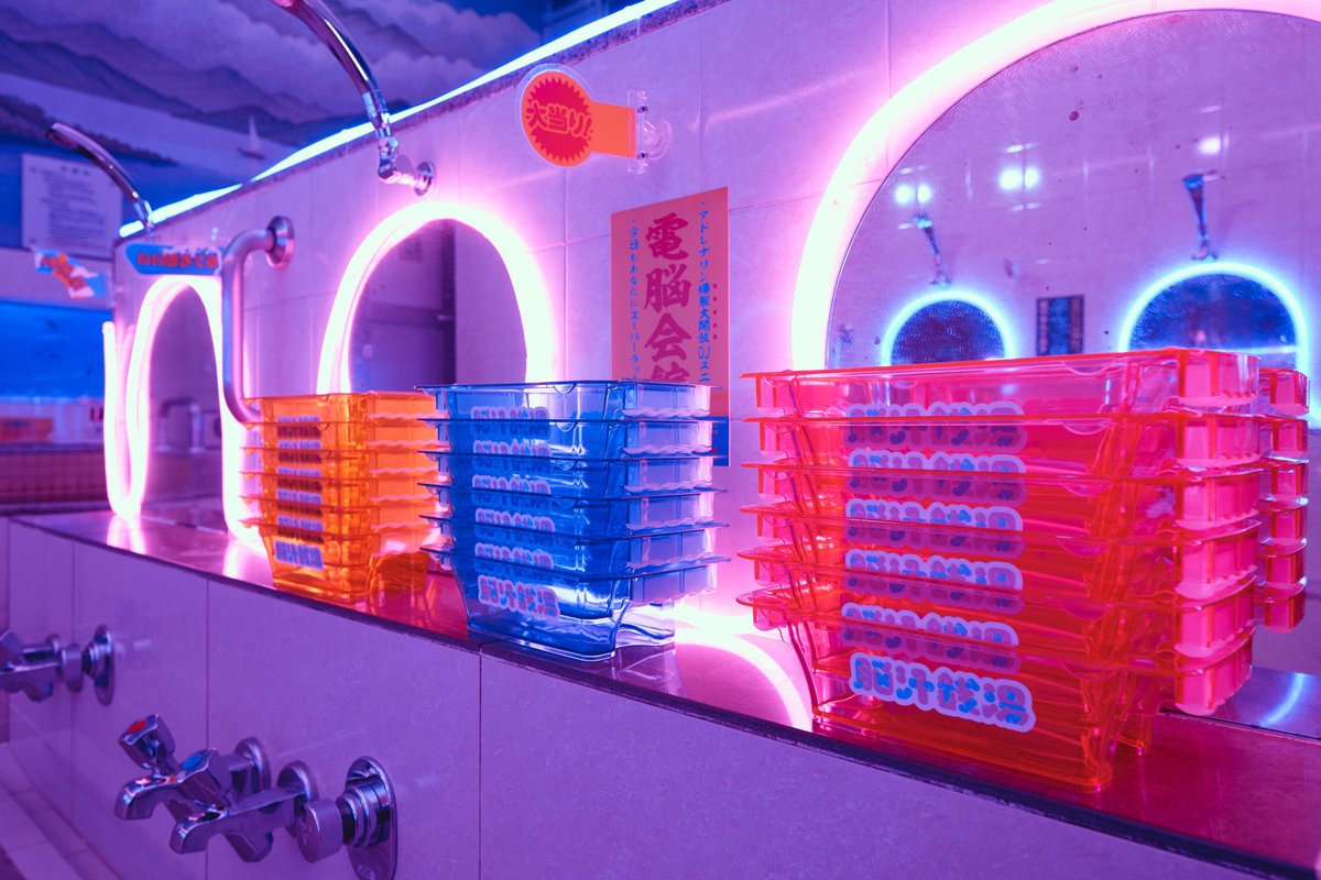 脳汁銭湯の風呂桶といえばドル箱を使った「脳汁桶」
これで、汗も脳汁も洗い流しちゃってください🧠💦
#脳汁銭湯