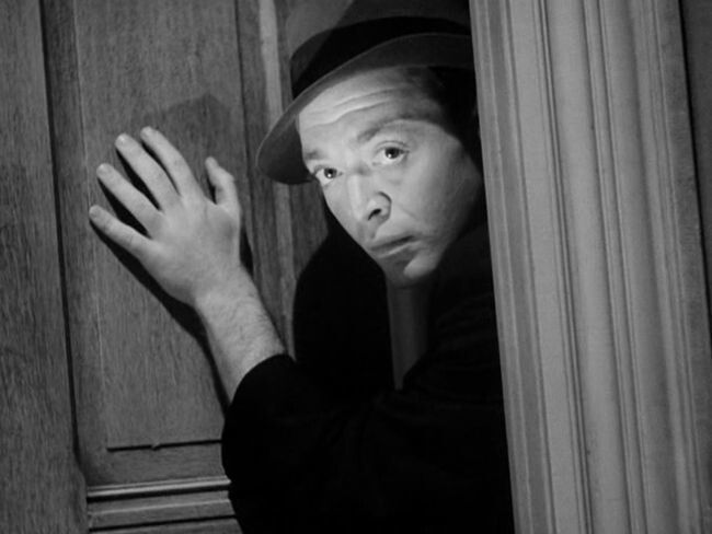 Demà dimarts a l'Hospitalet de Llobregat: Cicle de cinema negre: Peter Lorre: “El desconocido del tercer piso”.

+info a: buff.ly/bXgrWwp