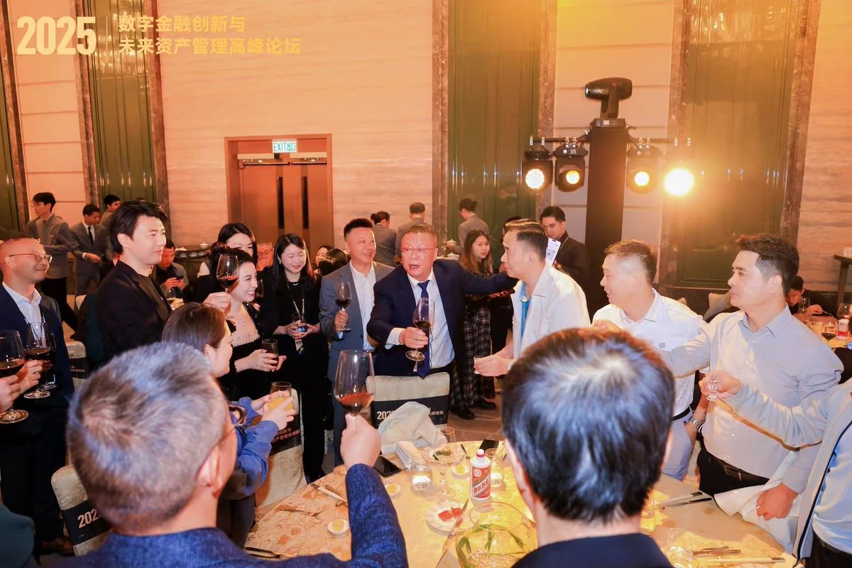 EventProWeb3's tweet image. 🚀From planning to spotlight, everything went perfectly! 🏆
EventPro teamed up with Desun Singularity Tech to deliver a premium event experience in Hong Kong 🇭🇰.

Great team, great vibe, great results!
🇭🇰 November 3rd — HK
#EventPro #DesunSingularityTech #RWA #HongKongEvents…