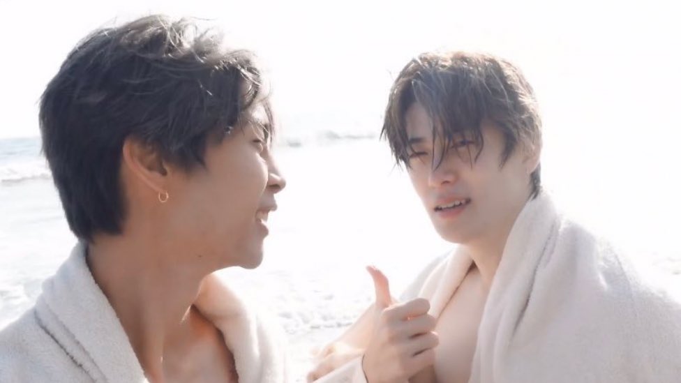 พวกคนโสดก็ให้โสดไปค่าาาา ตัวเปียกนิดเดียวพี่เขาก็สังเกตเทอละจองแจฮยอน