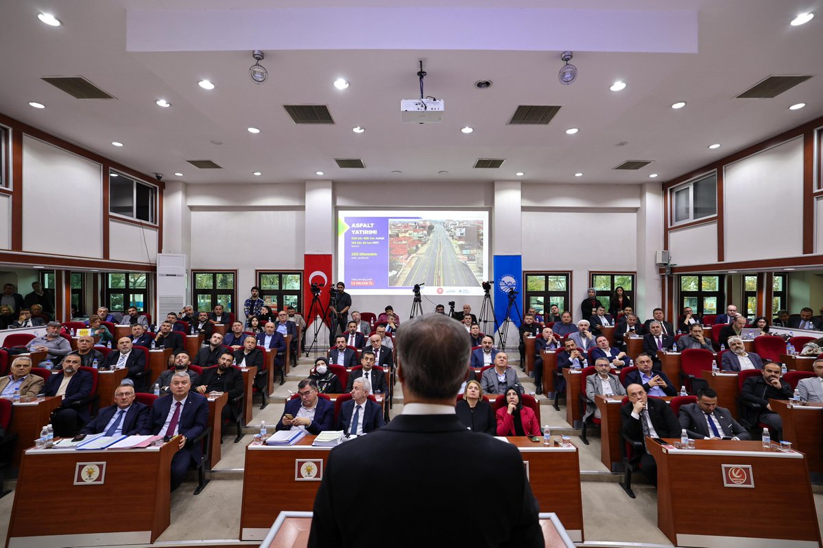 sbYusufAlemdar's tweet photo. Kasım ayı Meclis Toplantımızı Büyükşehir Meclis Salonu’muzda gerçekleştirdik. Sakaryamızla ilgili 73 maddeyi görüşerek karara bağladık.
Meclisimizde aldığımız kararların şehrimiz için hayırlar getirmesini diliyor, Meclis üyelerimize teşekkür ediyorum. https://t.co/763NwH8jTf