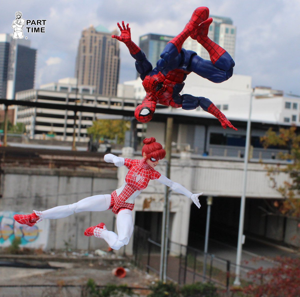 p_t_ovr_achievr's tweet image. Couples that web-swing together, stay together.

Location: Railroad Park; Birmingham, Alabama 
#SpiderMan #Spinneret #PeterParker #MJ #MaryJaneWatson #Earth18119 #Marvel #MarvelComics #MarvelLegends #Procreate #ToyPhotography