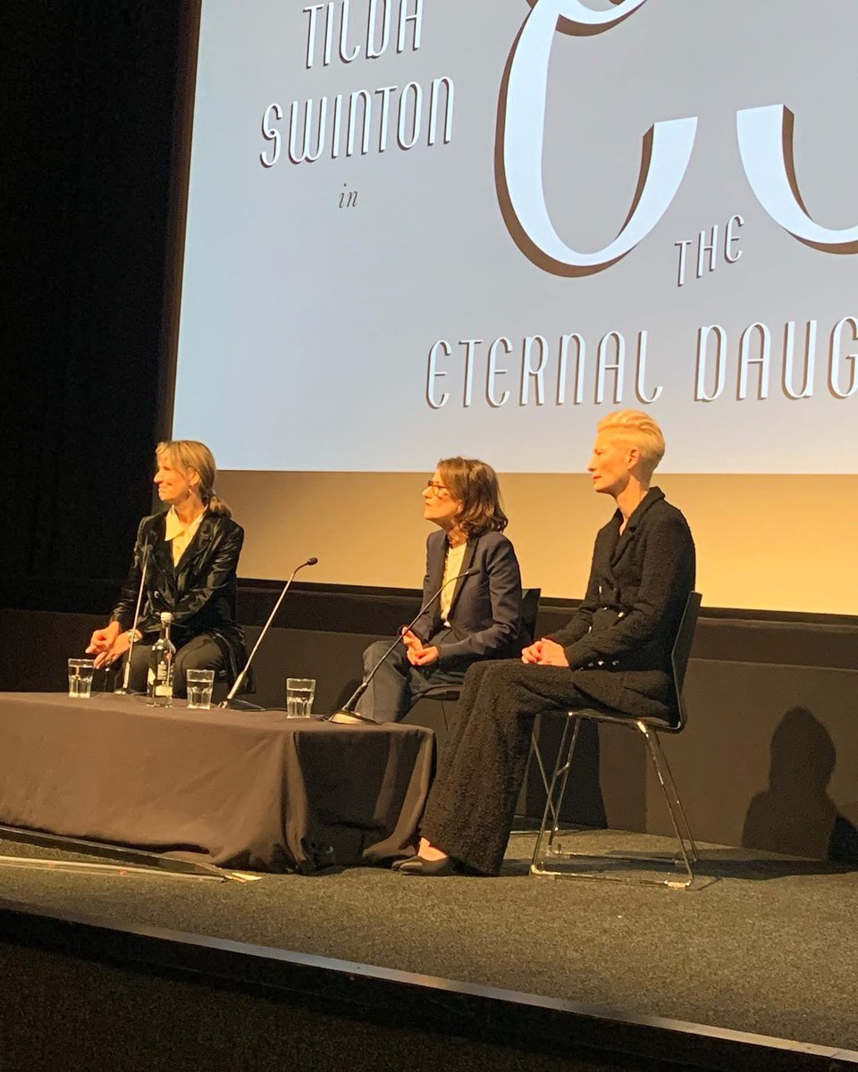 FilmFanStevie's tweet image. Two years ago today at @BFI 

#tildaswinton and #joannahogg #theeternaldaughter