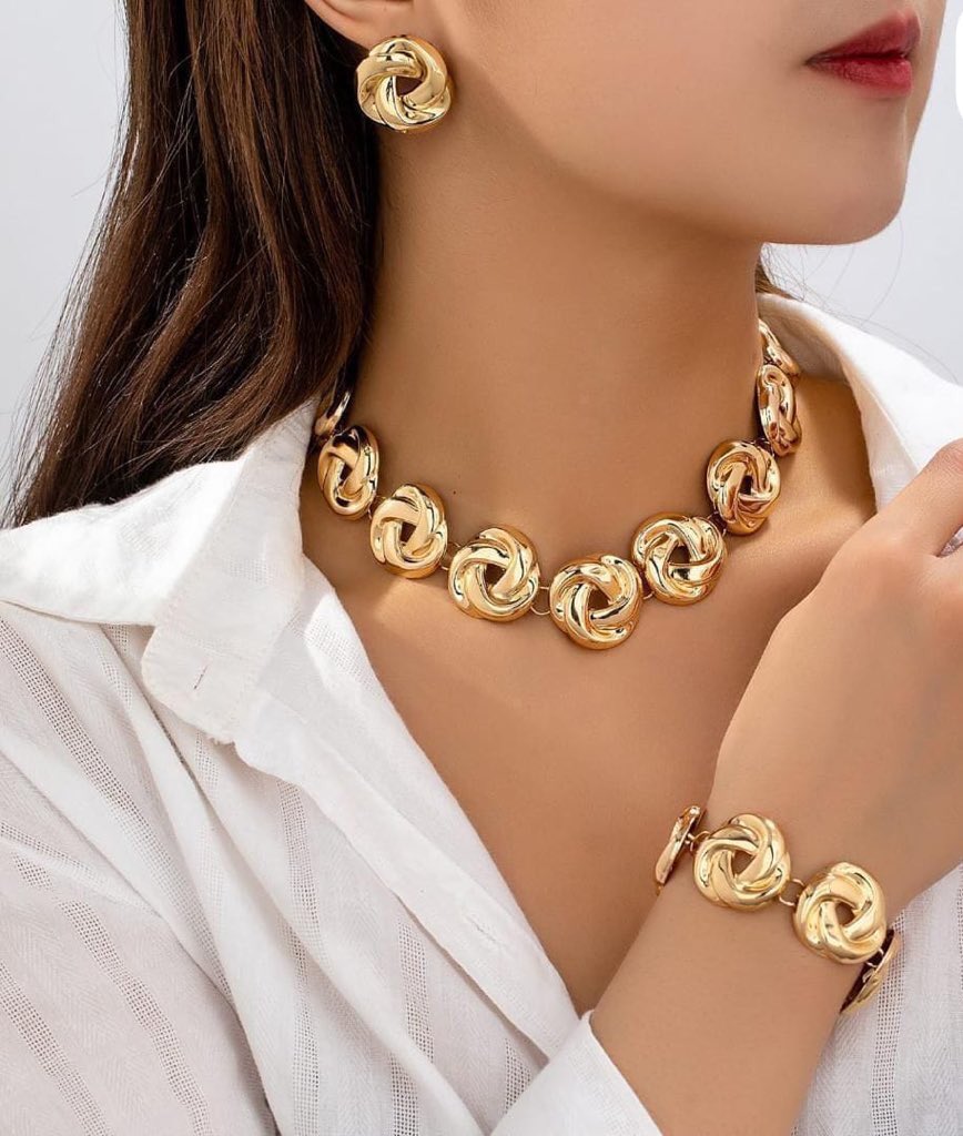 Beautiful sets 🥰

Avail as seen✅

Delivery nationwide ✅

22k🏷️

Pls help repost if this pop up in your tl🙏

<a href="/nosafk/">Tweeter_Headmaster 🇮🇹🇳🇬⚫⚪</a> <a href="/Moreofwealth/">Harry Ola 💦</a>