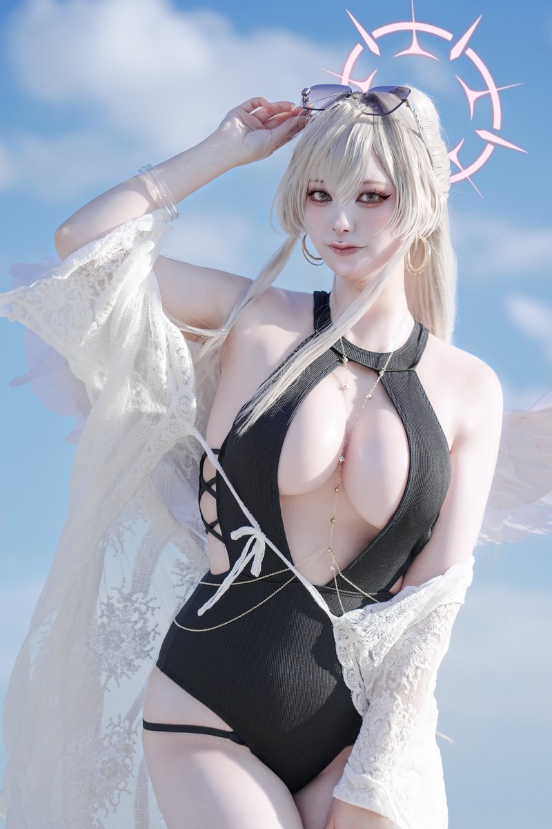 ナギサ(水着)🫖🪽 #ブルアカ

「　ーー先生と訪れた海……

　　　　素敵な思い出を、
　　　　　　ありがとうございます。　」

#ラグコスTW #ラグコス2025