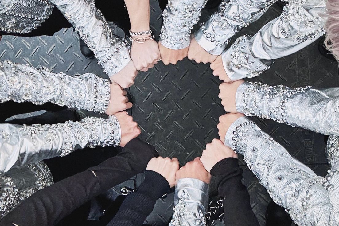 lovrehani's tweet photo. ❤️‍🩹

#2025MAMAVOTE #SEVENTEEN https://t.co/EUM8GDoULN