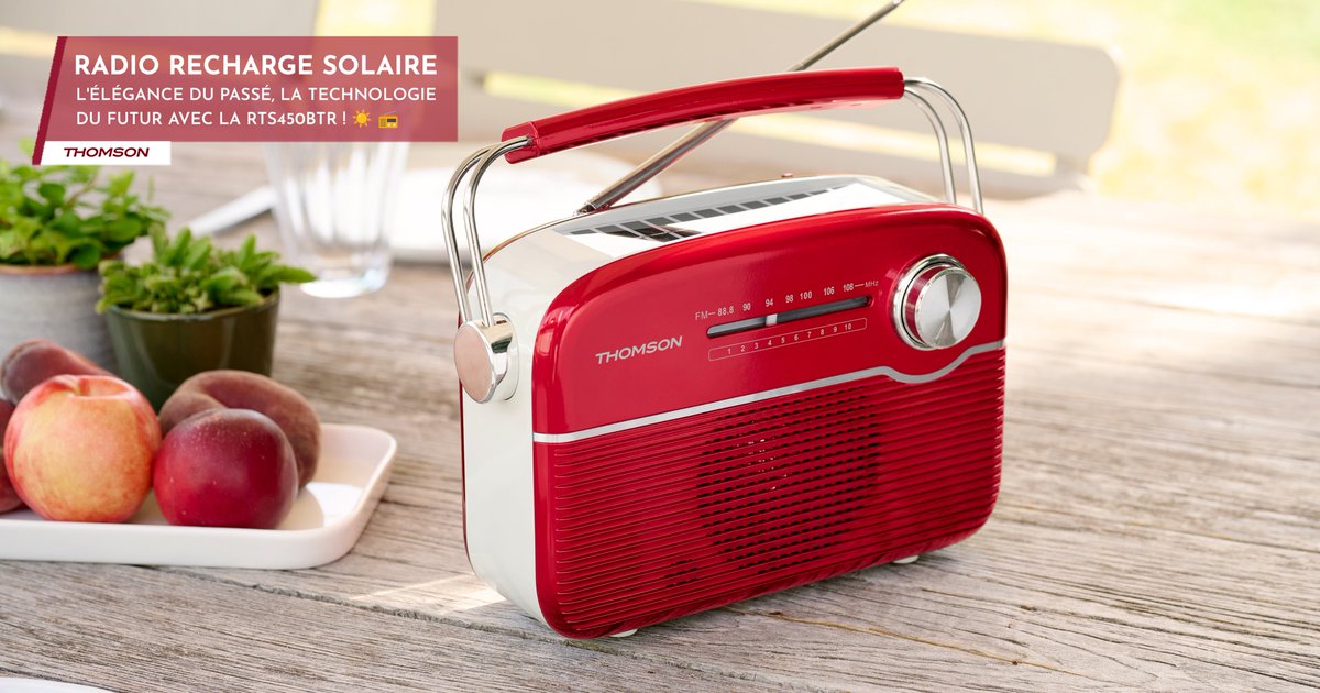 La radio Bluetooth #RTS450BTR de Thomson allie le charme intemporel du design vintage à la performance de la technologie moderne ! 📻

Cerise sur le poste : rechargez-la facilement via USB-C ou, pour une autonomie totale, utilisez le panneau solaire intégré ! ☀️

➡️