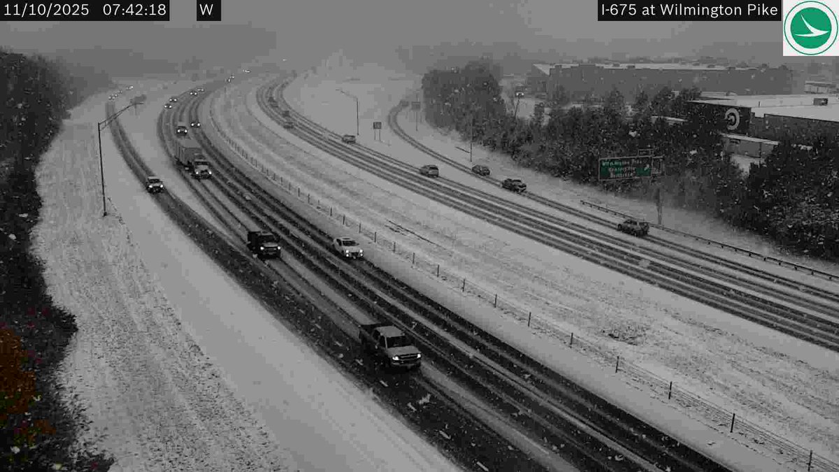 TylerSebreezy's tweet image. It&apos;s a winter wonderland across Ohio this morning. Unfortunately the snow has resulted in numerous crashes.

📷: @ODOT_Statewide