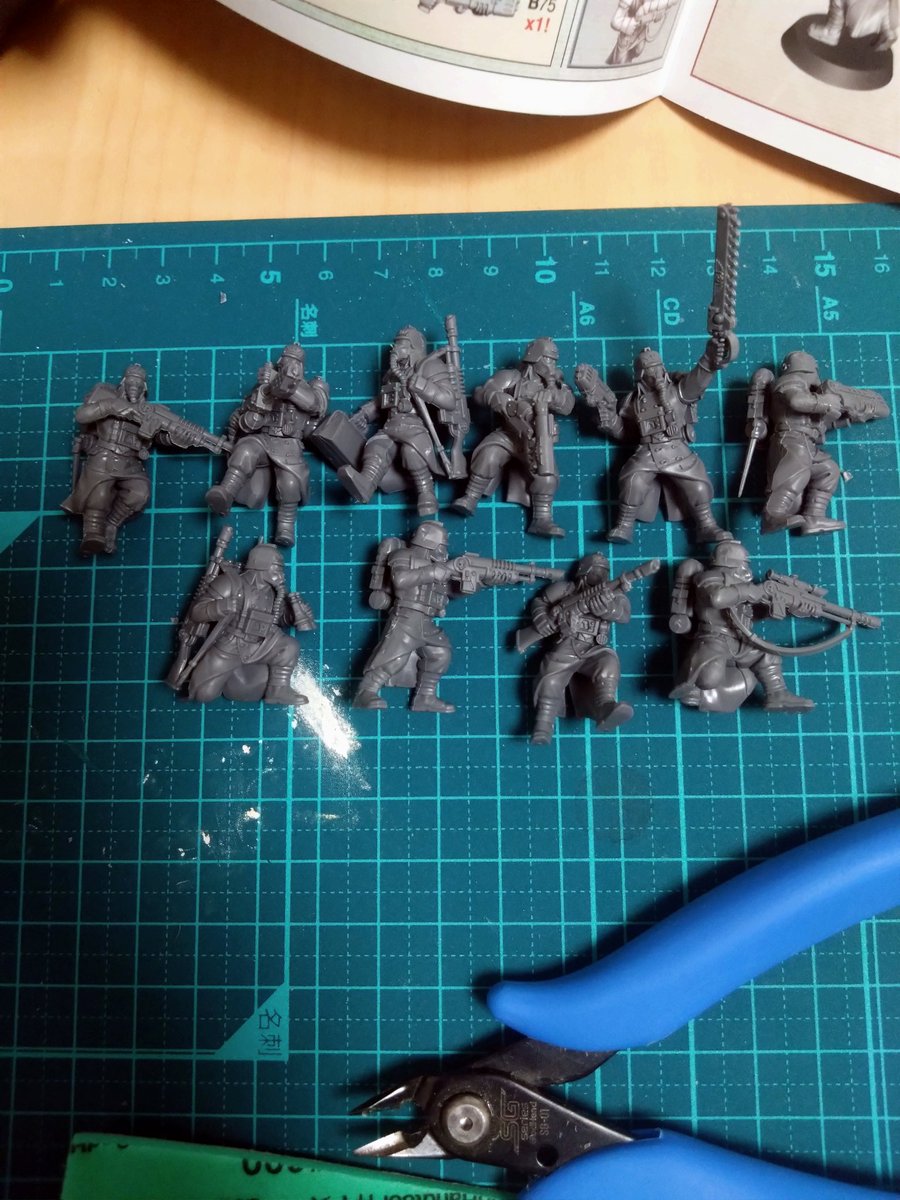 shin08188's tweet image. デスコーア⋯また君たちか⋯
仮に2000ポイントをクリーグで目指すならあと何回出会うことになるんでしょうね
＃ウォーハンマー初心者
＃ウォーハンマー
＃アストラミリタルム