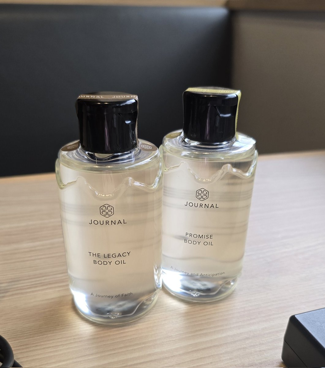 Update
✨JOURNAL​✨
180ml  750฿
PROMISE​- 2
NANG​RAM​- 1
FIRST​ LOVE​ - 1
FOREVER​ LOVE​- 1

50ml  500฿
กันแดด THE​ LEGACY​- 2
#ตลาดนัดบิวกิ้นพีพี #ตลาดนัดบกพพ
#ตลาดนัดbkpp #ppkritt