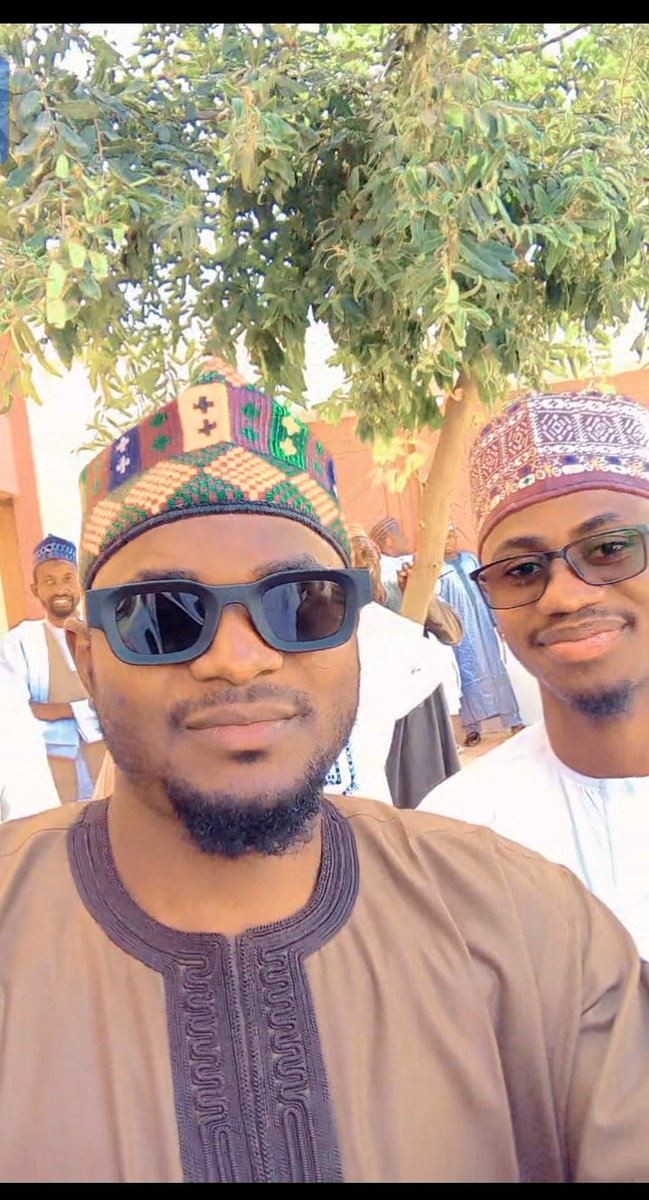 FirstChild_01's tweet image. 30 no wife😁
Age with massive grace🎂🎁🎉 @ABDULHALEEM_SG