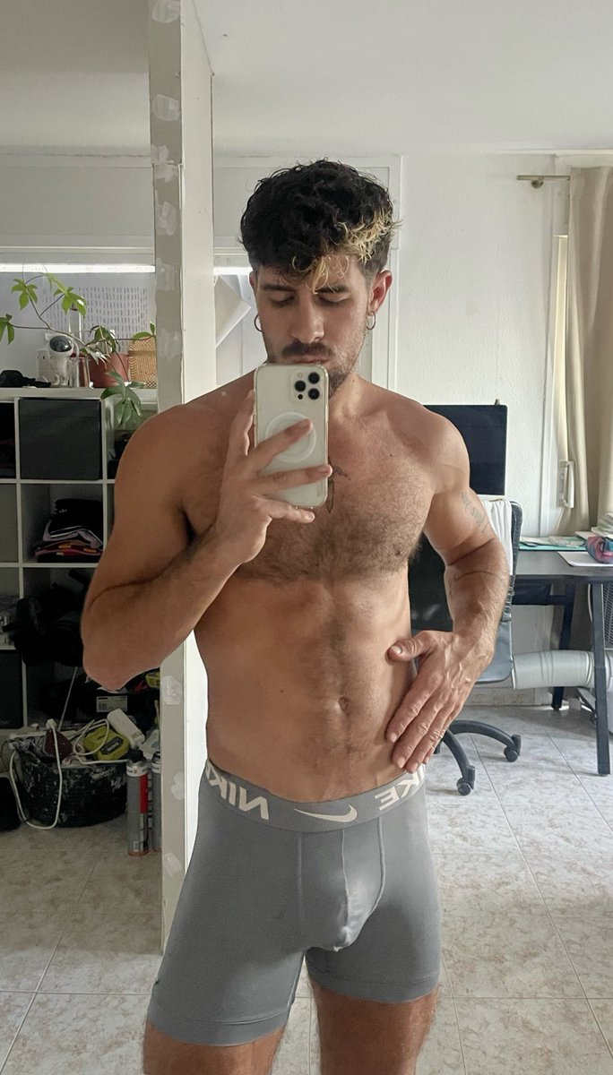 🐺 BURCIO 🐺 (@burxcx) on Twitter photo 