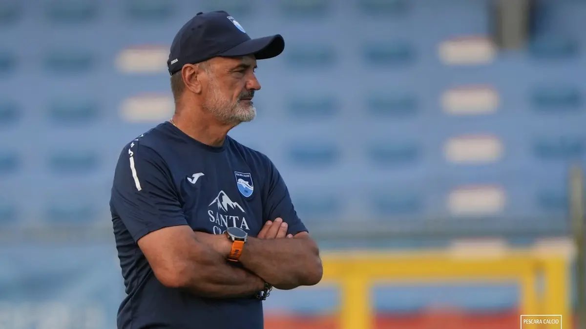 #Vivarini non è più l’allenatore del <a href="/PescaraCalcio/">Pescara Calcio</a>. #Modesto e #Gorgone in corsa per la panchina biancazzurra. #calciomercato #serieB