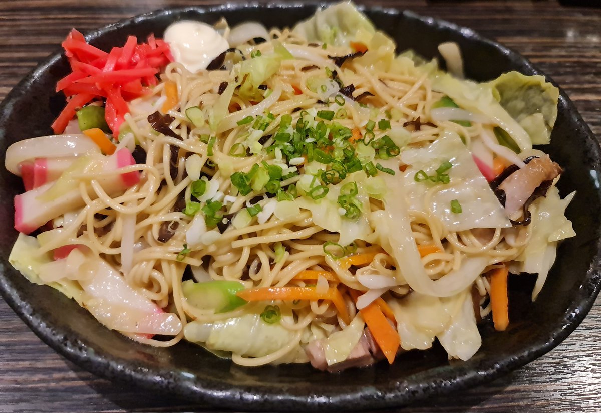 焼きラーメン139฿😋👍