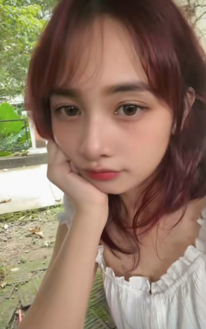 Towfu26's tweet photo. @axsebun sorry chinachat din niya ako https://t.co/G0bmowNe9o