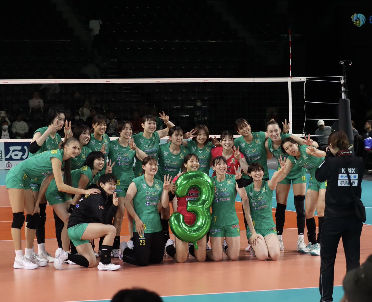 h0BxMDmvBPRNF9t's tweet photo. ◆過去pic
2025年10月26日(日)3勝目を挙げた対PFU戦の菊地実結選手🎶
・
#_____kikumiyu #菊地実結 選手
#GGreenwings #群馬グリーンウイングス #daidolife_sport #大同生命svリーグ #バレーボール #推し活 #山形での活躍楽しみにしてます https://t.co/xWP2GauZFQ