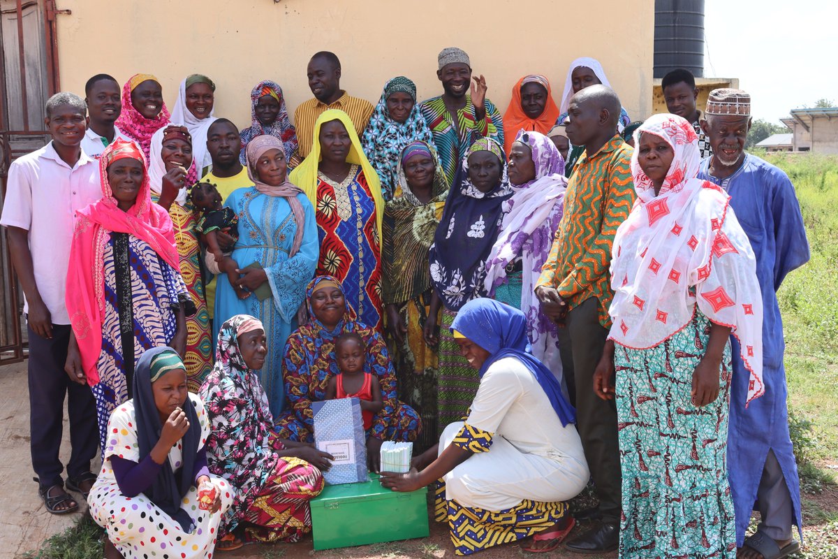 BasicNeedsGh's tweet image. With support from @UNDPClimate -AFCIA, we organized a training in the N/R for 216 Self-Help Group members, among which 136 were women in dry-season organic vegetable gardening.  The training supports savings, access to small loans, &amp;amp; stronger financial resilience.
@UNDPGhana