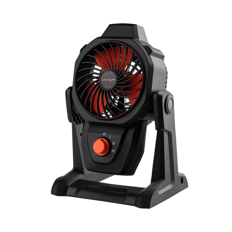 А у вас було таке, що ви в дитинстві притуляли до спини вентилятор, та фантазували, що ви Карлсон?