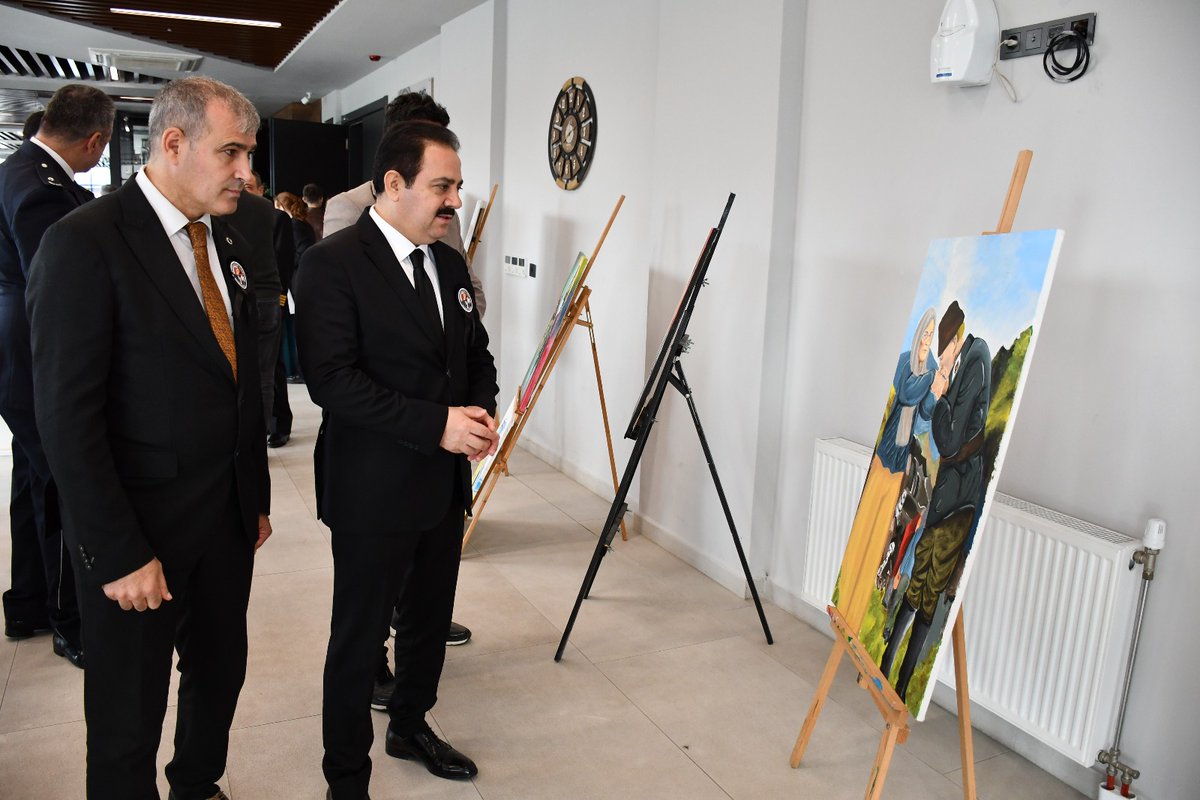 Cumhuriyetimizin kurucusu Büyük Önder Gazi Mustafa Kemal Atatürk'ün  ebediyete irtihalinin 87. yıl dönümünde, Kaymakamımız Dr. Soner ŞENEL, ilçe protokolü, öğretmenler ve öğrencilerin katılımıyla  Anma Programı düzenlendi.