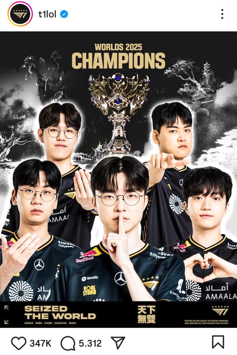 lavazomb's tweet photo. I actually tried to watch finals spoiler free but as every other year the spoilers just really tried to find me. This year it was literally on my kpop instagram account?? Never safe from T1 (congratulations i am so so proud of you, also the world may have exploded if kt won) https://t.co/N0WX1rDPXt