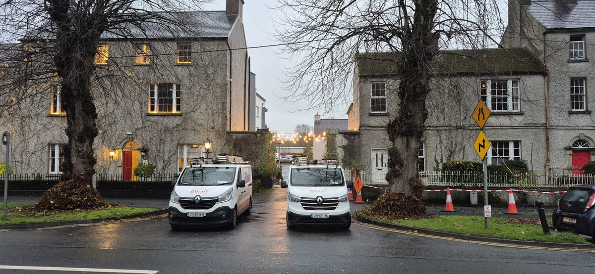Back in Kilkenny last week, upgrading the WiFi at the Avalon Hotel. As a long-term customer, it’s always a pleasure to support the team at the Avalon with solutions that keep guests and staff seamlessly connected.
#ConnectivitytoEntertainment #HotelWiFi #WiFiUpgrade #AvalonHotel