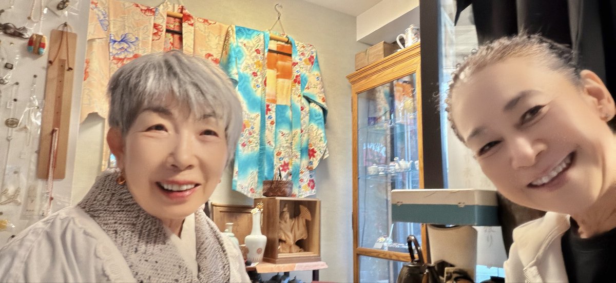 骨董品屋で47万円で購入❗️貴重な置物 骨董品屋で47万円で購入❗️貴重な置物