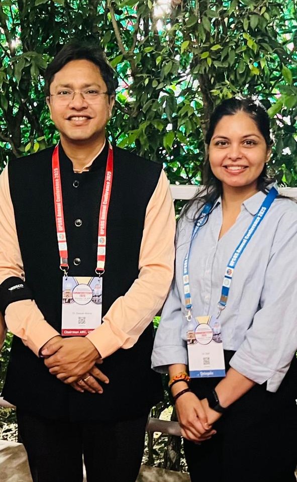 bhu_updates's tweet photo. Dr. Dipti, Resident under the guidance of Prof. Deepak Mishra, Regional Institute of Ophthalmology &amp; Prof. D. Dash, Dept. of Biochemistry, Institute of Medical Sciences, has been awarded Dr. Mohanlal Gold Medal at Uttar Pradesh State Ophthalmological Society Annual Conference. https://t.co/1x6ZpsxaFx
