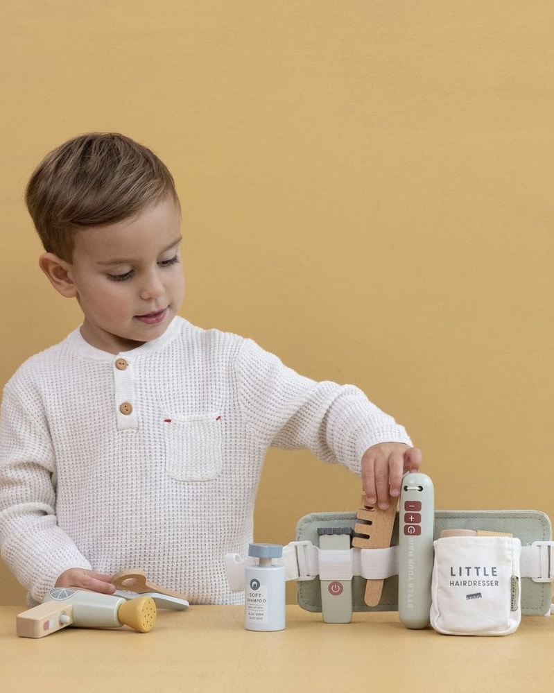 logopedicum's tweet image. Fomenta el juego, la imaginación y el lenguaje estas Navidades 🎄 con nuestros juguetes 🎁  para peques de 3-6 años 🤩

Descúbrelos en 👉 mundologopedicum.com/para-saber-mas…

#IdeasDeRegalo #Logopedicum #Navidad #JuguetesEducativos