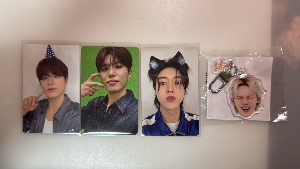 な な み tweet media