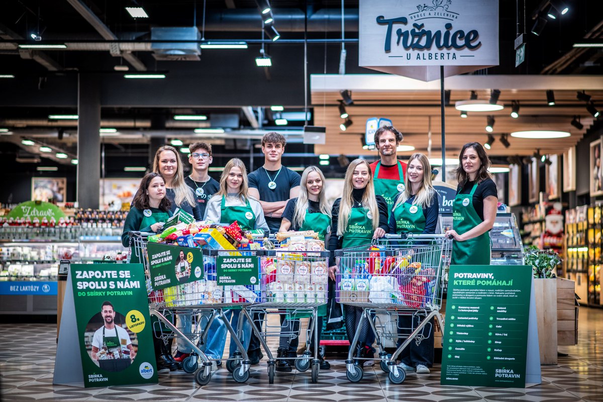 🛒Ve Sbírce potravin se letos v obchodech Albert vybralo rekordních 121 tun potravin a drogerie!
Zapojilo se 157 prodejen a dary z 29 z nich putují do dětských domovů, jejichž zástupci i děti se sami zapojili jako dobrovolníci. Děkujeme všem zákazníkům za jejich štědrost. 🤝💙